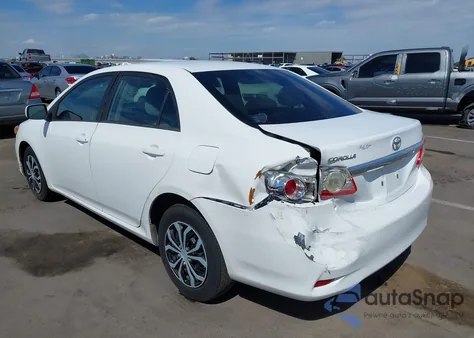 2011 Toyota Corolla Le z USA, uszkodzony, nr VIN 2T1BU4EE5BC547864